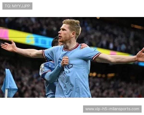 凯文·德布劳内中场调度精准，比赛组织依旧稳健——从球场到工作场的协同艺术