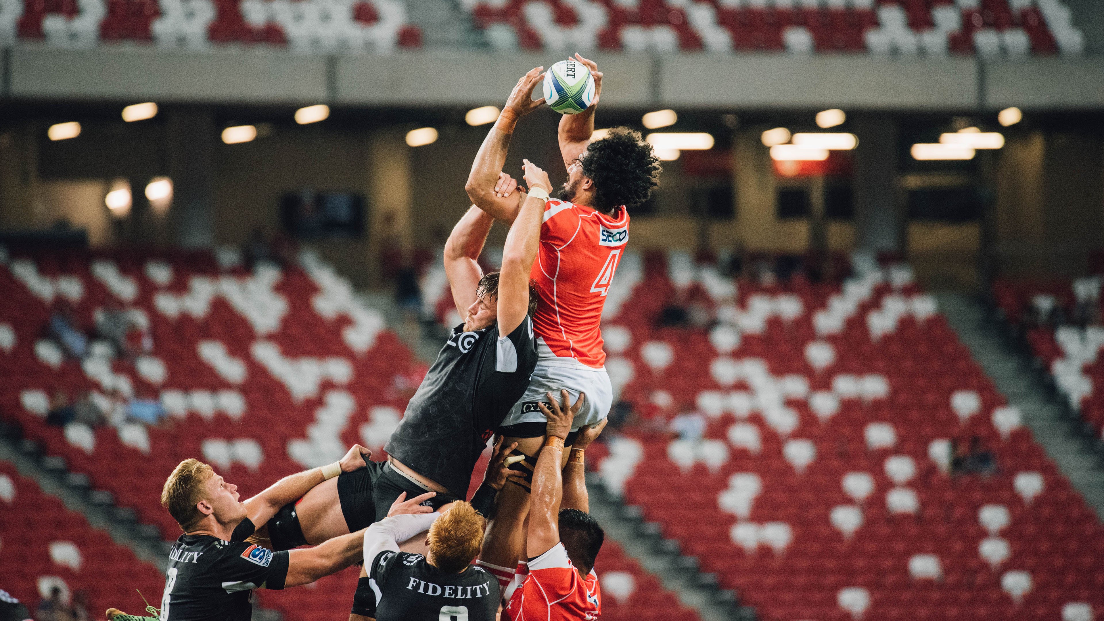 全国青少年攀岩锦标赛深圳站掀起高潮，第五届全国青少年攀岩锦标赛